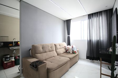 Sala de apartamento para alugar com 2 quartos, 43m² em Jardim Paris, São Paulo