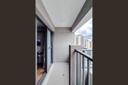Varanda de kitnet/studio para alugar com 1 quarto, 25m² em Perdizes, São Paulo