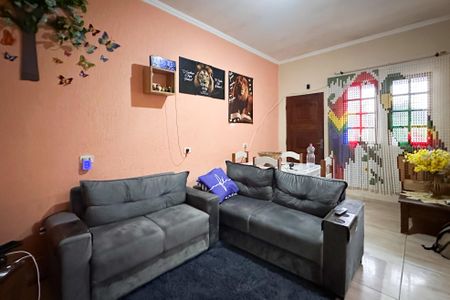 Casa à venda com 250m², 4 quartos e 3 vagasSala - Casa 2