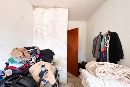 Casa à venda com 250m², 4 quartos e 3 vagasQuarto - Casa 1