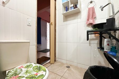 Casa à venda com 250m², 4 quartos e 3 vagasBanheiro Social - Casa 2