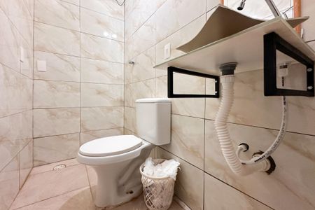 Casa à venda com 250m², 4 quartos e 3 vagasBanheiro Social - Casa 1