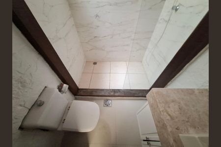 Banheiro 1 de casa para alugar com 4 quartos, 261m² em Cosme Velho, Rio de Janeiro