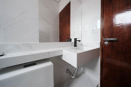 Casa para alugar com 120m², 1 quarto e 2 vagasBanheiro