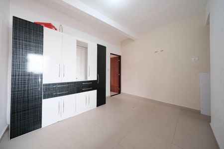 Casa para alugar com 120m², 1 quarto e 2 vagasQuarto