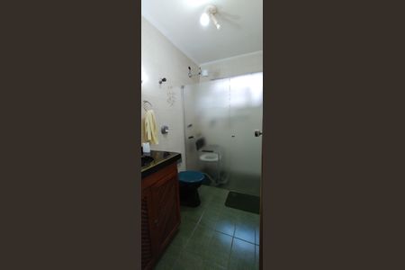 Casa para alugar com 300m², 3 quartos e 4 vagasBanheiro