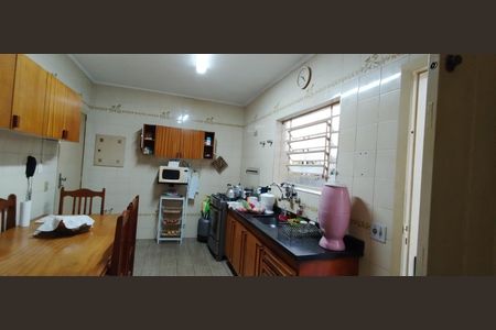 Casa para alugar com 300m², 3 quartos e 4 vagasCozinha