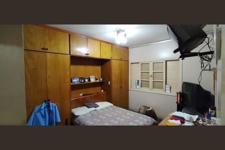 Quarto de casa para alugar com 3 quartos, 300m² em Jardim das Flores, São Paulo