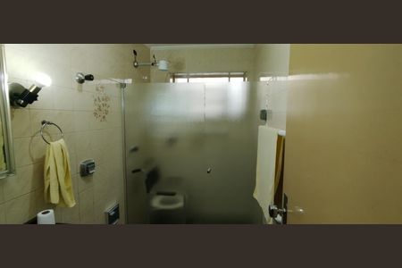 Casa para alugar com 300m², 3 quartos e 4 vagasBanheiro