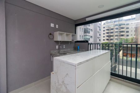 Sala - Varanda de apartamento para alugar com 3 quartos, 92m² em Jardim das Acacias, São Paulo