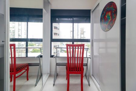 Apartamento para alugar com 92m², 3 quartos e 2 vagas Apartamento para alugar com 92m², 3 quartos e 2 vagasQuarto 2