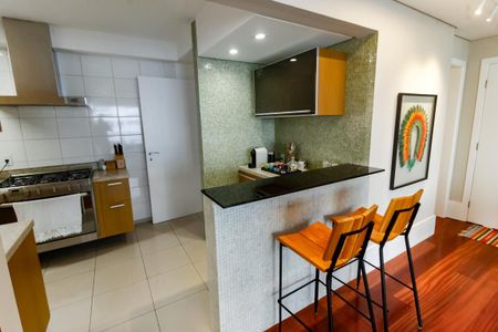 Apartamento à venda com 129m², 3 quartos e 3 vagas Apartamento à venda com 129m², 3 quartos e 3 vagasDetalhe da cozinha