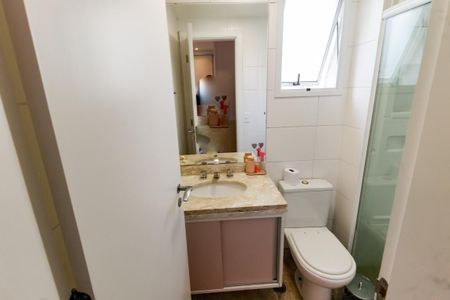 Apartamento à venda com 129m², 3 quartos e 3 vagas Apartamento à venda com 129m², 3 quartos e 3 vagasBanheiro da Suíte 1