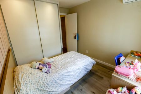 Apartamento à venda com 129m², 3 quartos e 3 vagas Apartamento à venda com 129m², 3 quartos e 3 vagasSuíte 1