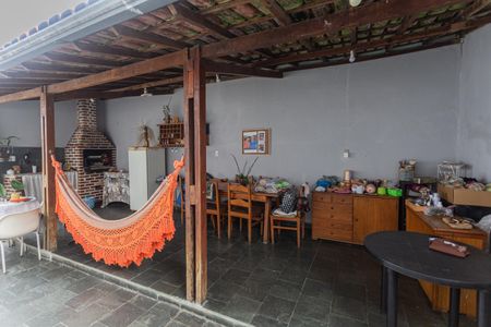 Casa para alugar com 300m², 4 quartos e sem vaga Casa para alugar com 300m², 4 quartos e sem vagaÁrea da Churrasqueira