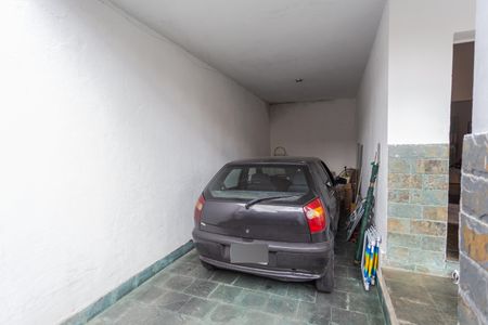 Casa para alugar com 300m², 4 quartos e sem vaga Casa para alugar com 300m², 4 quartos e sem vagaGaragem