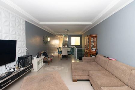 Sala de casa à venda com 3 quartos, 180m² em Vila Mazzei, São Paulo