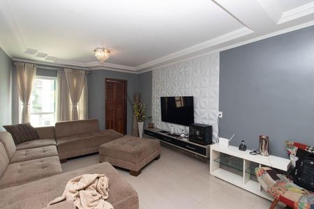 Sala de casa à venda com 3 quartos, 180m² em Vila Mazzei, São Paulo