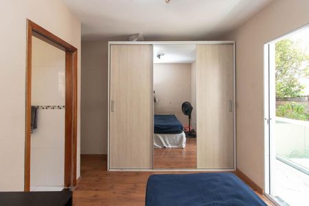 Casa à venda com 180m², 3 quartos e 3 vagasQuarto Suíte 1