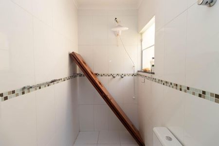 Casa à venda com 180m², 3 quartos e 3 vagasBanheiro da Suíte 1