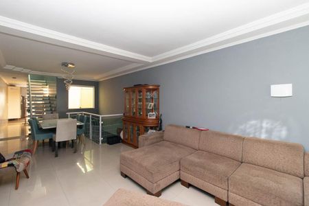 Sala de casa à venda com 3 quartos, 180m² em Vila Mazzei, São Paulo