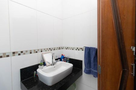 Casa à venda com 180m², 3 quartos e 3 vagasBanheiro da Suíte 3