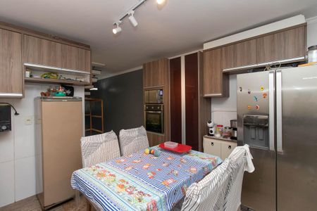 Casa à venda com 180m², 3 quartos e 3 vagasCozinha