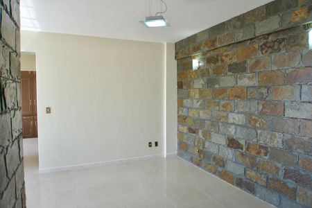 Sala de apartamento à venda com 3 quartos, 75m² em Carlos Prates, Belo Horizonte