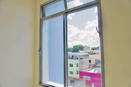 Apartamento à venda com 75m², 3 quartos e 1 vagaQuarto 2 - Janela