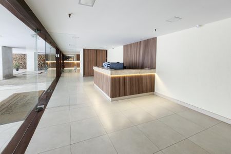 Apartamento à venda com 81m², 3 quartos e 1 vaga Apartamento à venda com 81m², 3 quartos e 1 vagaÁrea Comum