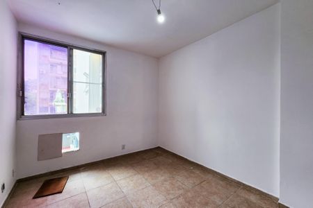 Apartamento à venda com 81m², 3 quartos e 1 vaga Apartamento à venda com 81m², 3 quartos e 1 vagaSuíte