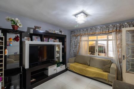 Sala de casa para alugar com 3 quartos, 200m² em Vila Germaine, São Paulo