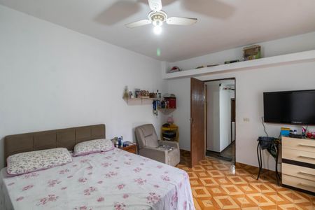 Suíte 1 de casa para alugar com 3 quartos, 200m² em Vila Germaine, São Paulo