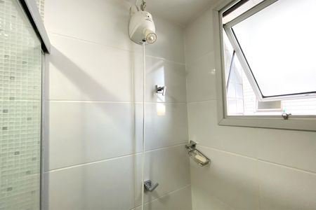 Apartamento à venda com 82m², 3 quartos e 2 vagas Apartamento à venda com 82m², 3 quartos e 2 vagasBanheiro da Suíte 1