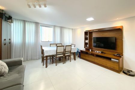 Sala de apartamento à venda com 3 quartos, 82m² em União, Belo Horizonte