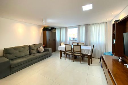 Sala de apartamento à venda com 3 quartos, 82m² em União, Belo Horizonte