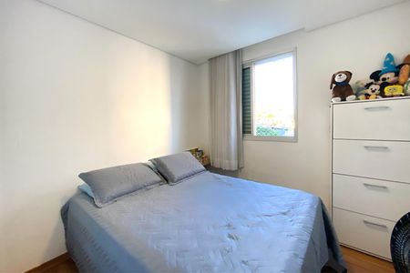 Apartamento à venda com 82m², 3 quartos e 2 vagas Apartamento à venda com 82m², 3 quartos e 2 vagasQuarto 2