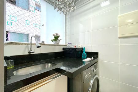 Apartamento à venda com 82m², 3 quartos e 2 vagas Apartamento à venda com 82m², 3 quartos e 2 vagasÁrea de Serviço