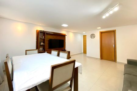 Sala de apartamento à venda com 3 quartos, 82m² em União, Belo Horizonte