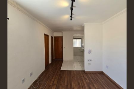 Sala  de apartamento para alugar com 2 quartos, 42m² em Vila Nova Bonsucesso, Guarulhos