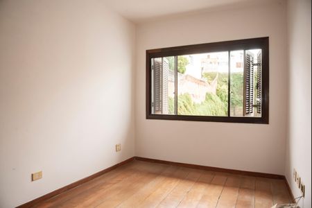 Casa de condomínio para alugar com 190m², 4 quartos e 3 vagasQuarto 2