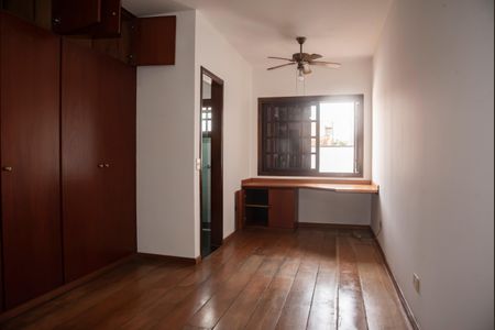 Casa de condomínio para alugar com 190m², 4 quartos e 3 vagasSuíte 1