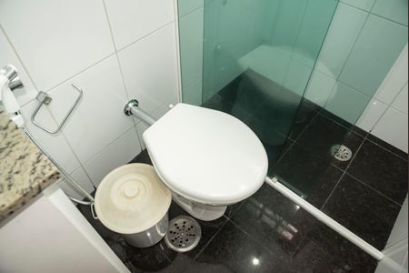 Casa de condomínio para alugar com 190m², 4 quartos e 3 vagasBanheiro da Suíte 1