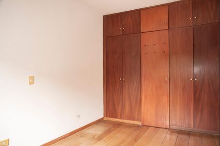 Casa de condomínio para alugar com 190m², 4 quartos e 3 vagasQuarto 2