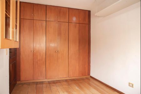 Casa de condomínio para alugar com 190m², 4 quartos e 3 vagasQuarto 1