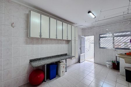 Casa à venda com 255m², 3 quartos e 3 vagasÁrea de Serviço