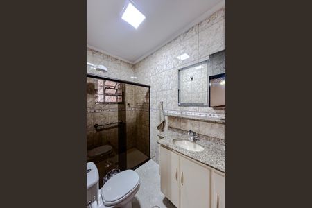 Casa à venda com 255m², 3 quartos e 3 vagasBanheiro da Suíte