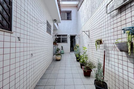 Casa à venda com 255m², 3 quartos e 3 vagasÁrea externa