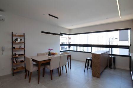 Apartamento à venda com 79m², 2 quartos e 1 vagaSala/Cozinha