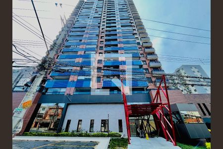 Apartamento à venda com 79m², 2 quartos e 1 vagaFachada e portaria